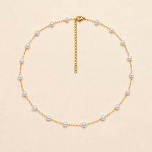 Load image into Gallery viewer, PEARL STATION NECKLACE