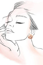 Load image into Gallery viewer, FLOWER STUD EARRINGS