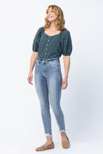 Load image into Gallery viewer, Distressed Hem Judy Blue
