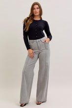 Load image into Gallery viewer, Judy Blue Pintuck Wide Leg Jean
