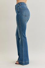 Load image into Gallery viewer, Judy Blue Flare Jeans
