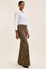 Load image into Gallery viewer, Judy Blue Jaqueline Leopard Flare Jeans
