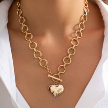 Load image into Gallery viewer, HAMMERED HEART  NECKLACE
