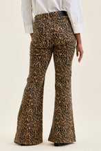 Load image into Gallery viewer, Judy Blue Jaqueline Leopard Flare Jeans
