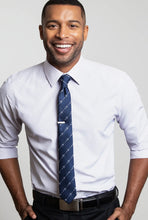 Load image into Gallery viewer, Evan Classic Fit Dress Shirt
