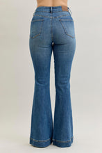 Load image into Gallery viewer, Judy Blue Flare Jeans
