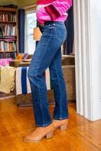 Load image into Gallery viewer, Judy Blue Straight Leg Jeans
