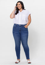 Load image into Gallery viewer, Vervet Skinny Jean
