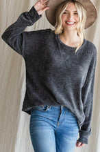 Load image into Gallery viewer, Knit Top with a Drop Shoulder
