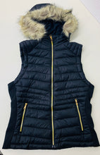 Load image into Gallery viewer, Hooded Vest
